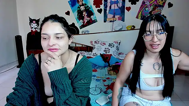 Snapshot of jeyloveebony chatting on 09-13-25, 01:22 jeyloveebony online show from 09-13-25, 01:22