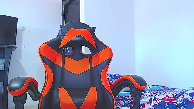 ADAM HOT online show from 01-18-26, 02:32