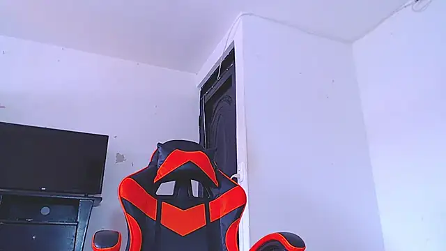 ADAM HOT online show from 02-12-26, 09:43