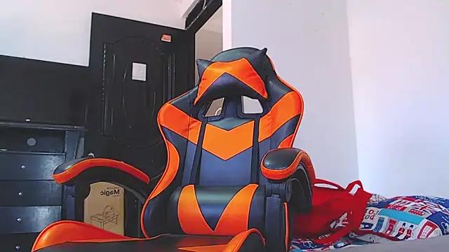 ADAM HOT online show from 02-14-26, 09:44