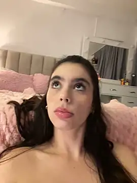 Snapshot of Mavi_Coless chatting on 03-01-25, 03:10 Mavi Coless online show from 03-01-25, 03:10