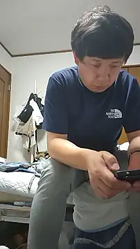 Snapshot of 07YUKIO chatting on 06-09-26, 03:12 07YUKIO online show from 06-09-26, 03:12