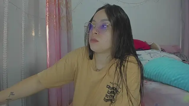 Snapshot of HARLEYNAPIER chatting on 07-05-26, 10:50 HARLEYNAPIER online show from 07-05-26, 10:50