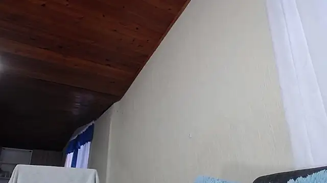 Snapshot of Cuty_sexy_hot chatting on 01-14-26, 11:38 Cuty sexy hot online show from 01-14-26, 11:38