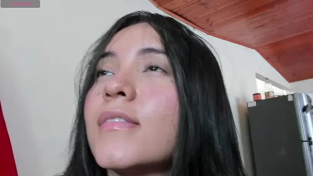 Snapshot of Cuty_sexy_hot chatting on 06-03-26, 02:33 Cuty sexy hot online show from 06-03-26, 02:33
