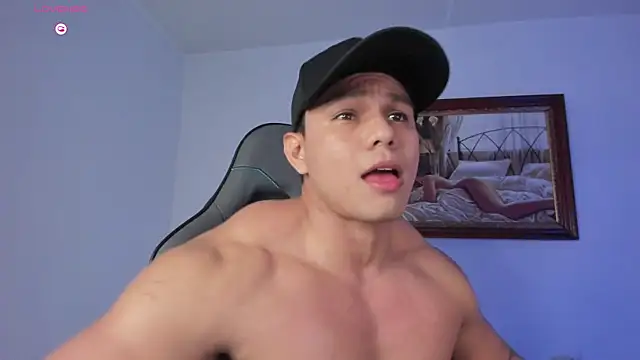 RoyConstance online show from 04-01-26, 04:02