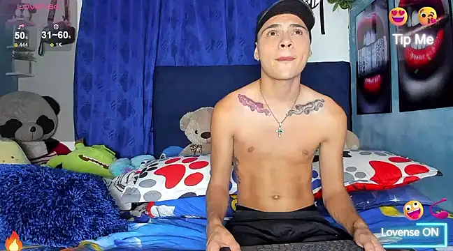 Snapshot of soyander03_ chatting on 02-13-25, 08:38 soyander03 online show from 02-13-25, 08:38