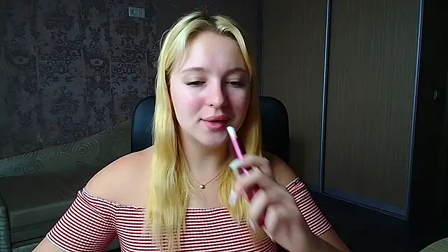 Milka kiss  online show from 02-12-26, 10:21