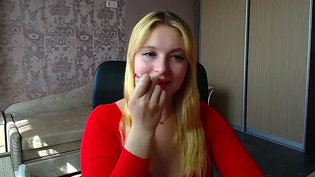 Milka kiss  online show from 05-19-26, 12:33