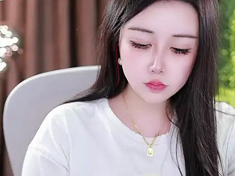 Snapshot of Qiaoqiao_ chatting on 01-09-25, 10:20 Qiaoqiao online show from 01-09-25, 10:20