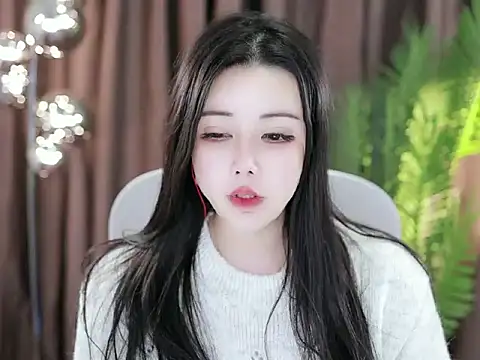 Snapshot of Qiaoqiao_ chatting on 01-11-25, 06:12 Qiaoqiao online show from 01-11-25, 06:12