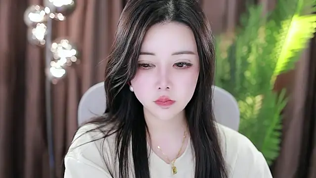 Snapshot of Qiaoqiao_ chatting on 01-23-25, 01:24 Qiaoqiao online show from 01-23-25, 01:24