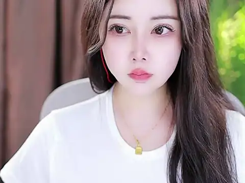 Snapshot of Qiaoqiao_ chatting on 01-30-25, 04:34 Qiaoqiao online show from 01-30-25, 04:34