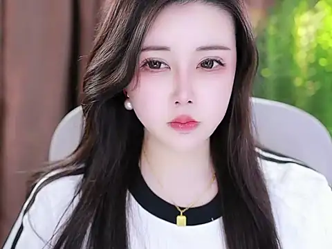 Snapshot of Qiaoqiao_ chatting on 02-06-25, 04:47 Qiaoqiao online show from 02-06-25, 04:47