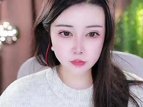 Snapshot of Qiaoqiao_ chatting on 02-13-25, 05:44 Qiaoqiao online show from 02-13-25, 05:44