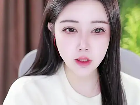 Snapshot of Qiaoqiao_ chatting on 02-15-25, 07:06 Qiaoqiao online show from 02-15-25, 07:06