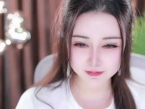 Snapshot of Qiaoqiao_ chatting on 03-03-25, 10:17 Qiaoqiao online show from 03-03-25, 10:17