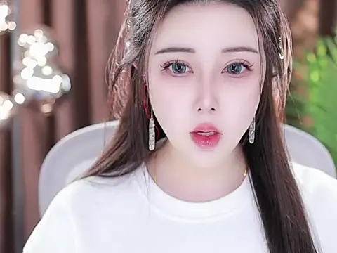 Snapshot of Qiaoqiao_ chatting on 03-03-25, 04:14 Qiaoqiao online show from 03-03-25, 04:14