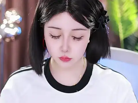 Snapshot of Qiaoqiao_ chatting on 03-22-25, 12:25 Qiaoqiao online show from 03-22-25, 12:25