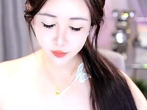 Snapshot of Qiaoqiao_ chatting on 10-18-25, 07:09 Qiaoqiao online show from 10-18-25, 07:09