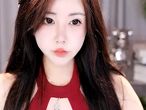 Snapshot of Qiaoqiao_ chatting on 10-19-25, 09:43 Qiaoqiao online show from 10-19-25, 09:43