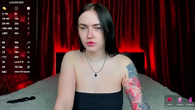 Witch Lady online show from 03-29-26, 06:13