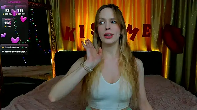  Sandra Tender  online show from 03-05-25, 10:33