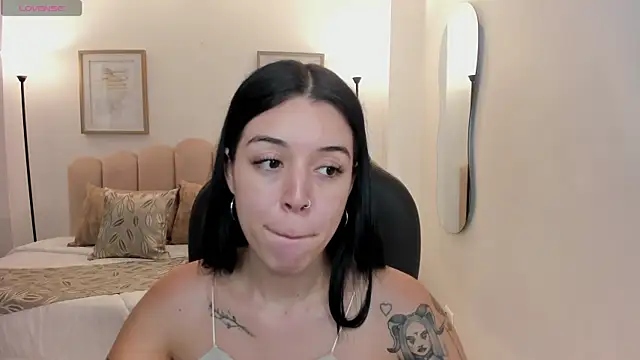 Snapshot of zoee_jackson chatting on 07-06-26, 06:43 zoee jackson online show from 07-06-26, 06:43