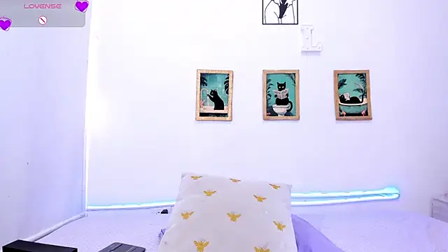 LilitRobins online show from 02-06-26, 08:56