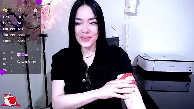 Snapshot of katty_8 chatting on 06-24-26, 08:02 katty 8 online show from 06-24-26, 08:02