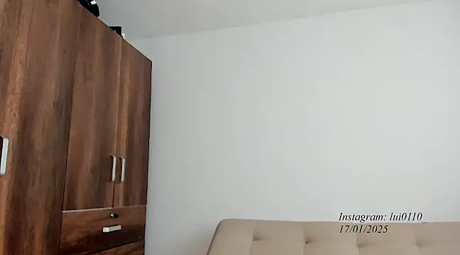 Luisa0110 online show from 01-17-25, 08:55
