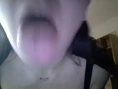 MaxWellas6 online show from 12-23-25, 07:06