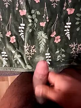 me in online show from 12-21-25, 04:41