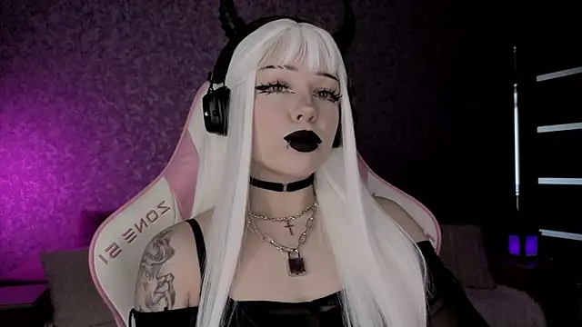 meowceline online show from 06-18-26, 10:30