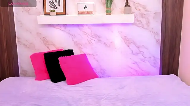 AmyBarton02 online show from 04-04-26, 05:21