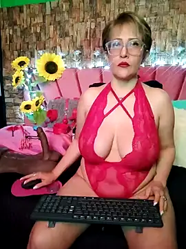 Isabelle Lov18 online show from 01-16-25, 03:45