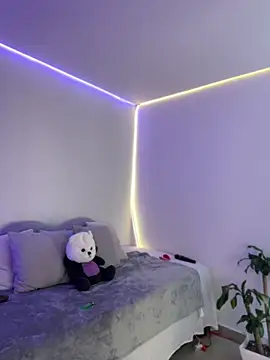 AmmyCollinsW online show from 04-08-26, 09:26