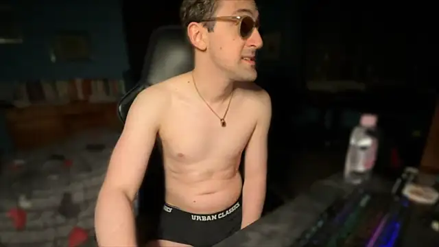 Snapshot of Stefisexy91 chatting on 10-25-25, 05:30 Stefisexy91 online show from 10-25-25, 05:30