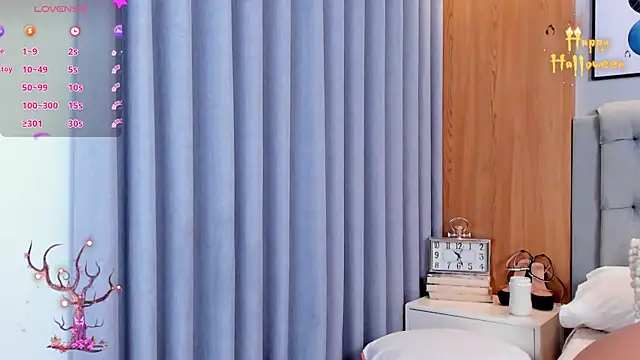 Snapshot of lennabell chatting on 10-27-25, 04:22 lennabell online show from 10-27-25, 04:22