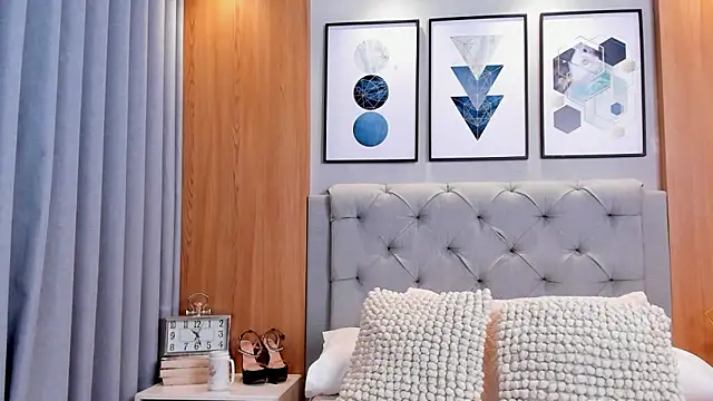 Snapshot of lennabell chatting on 10-29-25, 04:31 lennabell online show from 10-29-25, 04:31