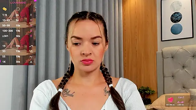 Snapshot of lennabell chatting on 02-11-26, 11:26 lennabell online show from 02-11-26, 11:26