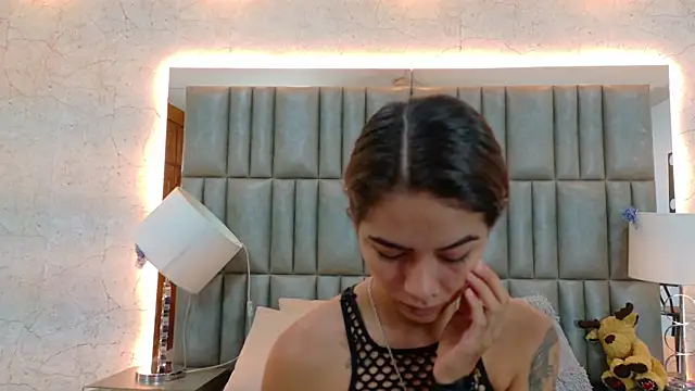 NicoleEsposito online show from 01-17-26, 12:54