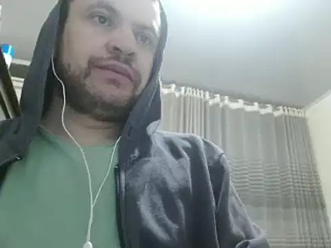 camiloking1720 online show from 12-20-24, 03:14