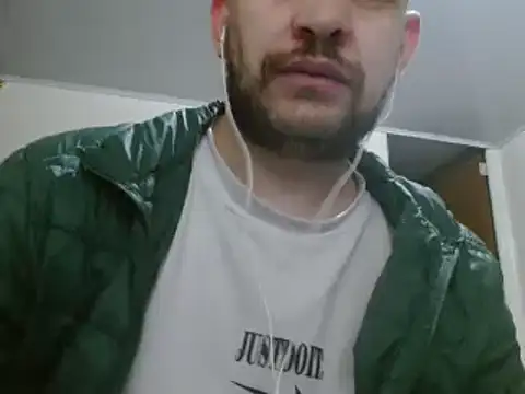 camiloking1720 online show from 02-08-25, 12:38