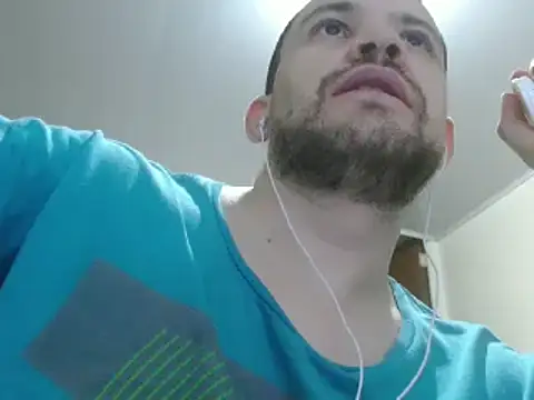 camiloking1720 online show from 02-28-25, 11:34