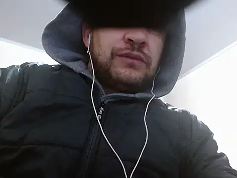 camiloking1720 online show from 09-27-25, 07:41