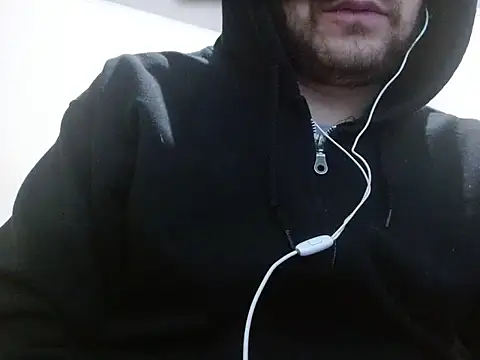 camiloking1720 online show from 10-09-25, 07:50