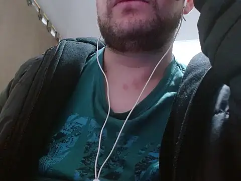 camiloking1720 online show from 12-02-25, 04:07