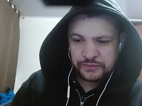 camiloking1720 online show from 04-09-26, 02:11