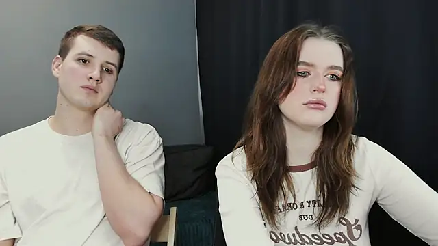 Snapshot of Pinku_kitsune chatting on 03-05-25, 08:00 Pinku kitsune online show from 03-05-25, 08:00